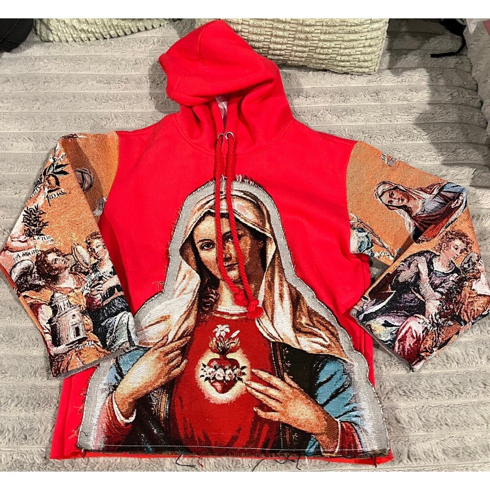 Watson Studios Keep Your Heart Close Tapestry Hoodie Red Size Medium NWT